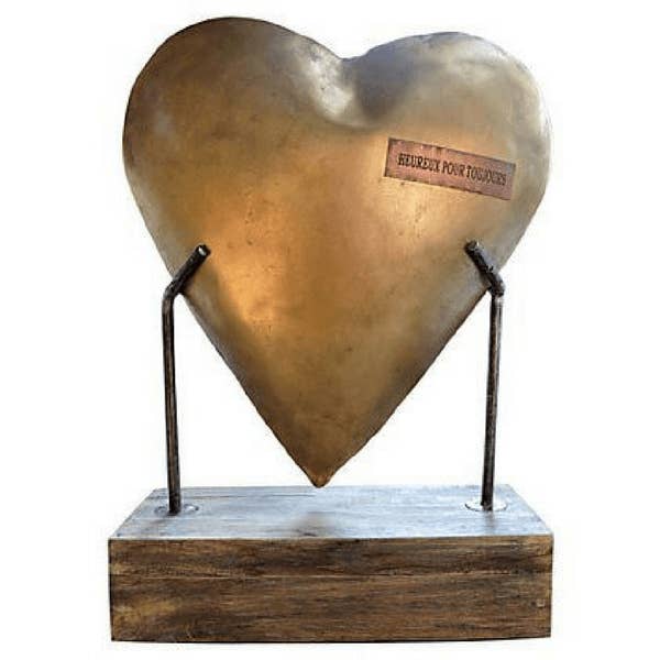 Metal Heart with Base Decor