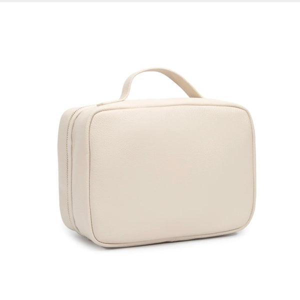 Lucia 4-Fold Hanging Toiletry Bag
