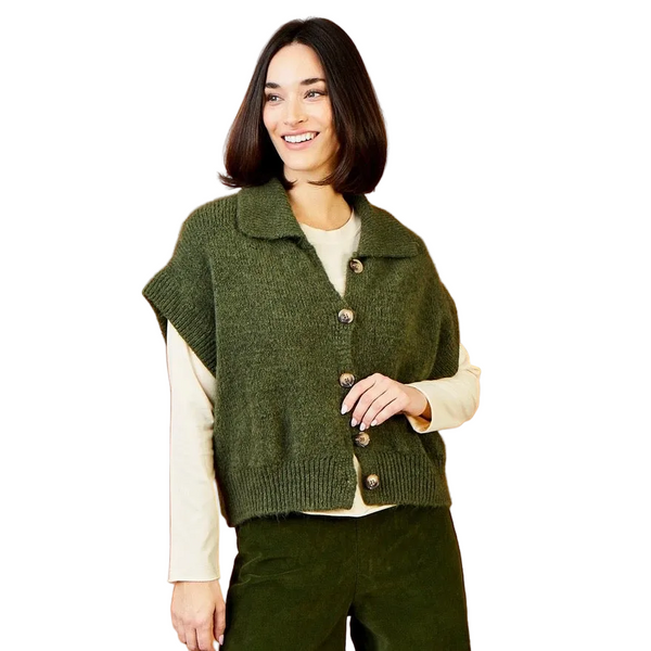 Wylee Button Thru Short Knit Waistcoat In Forest Green