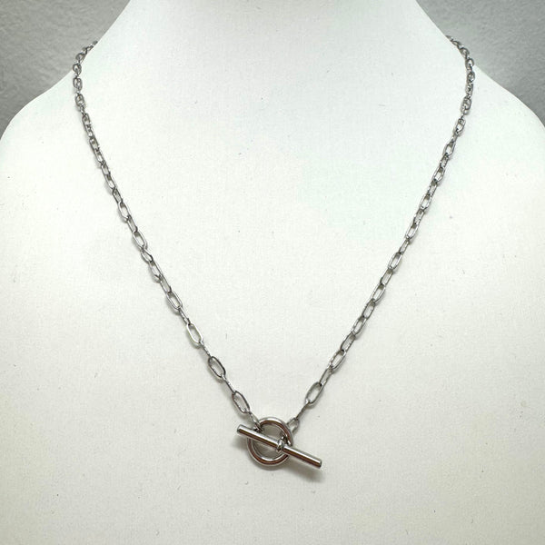 16" Small Paperclip Toggle Necklace