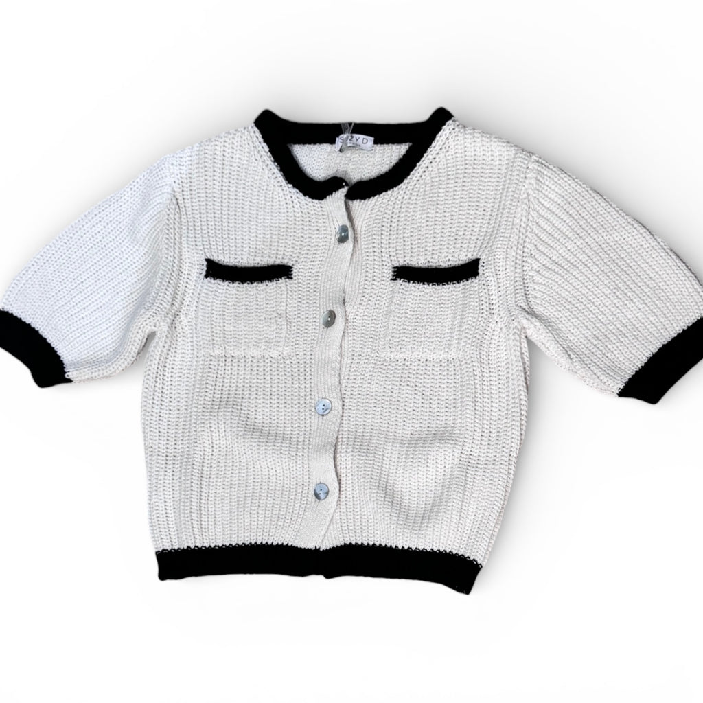 Fideline Short Sleeve Cardi With Two Front Pockets