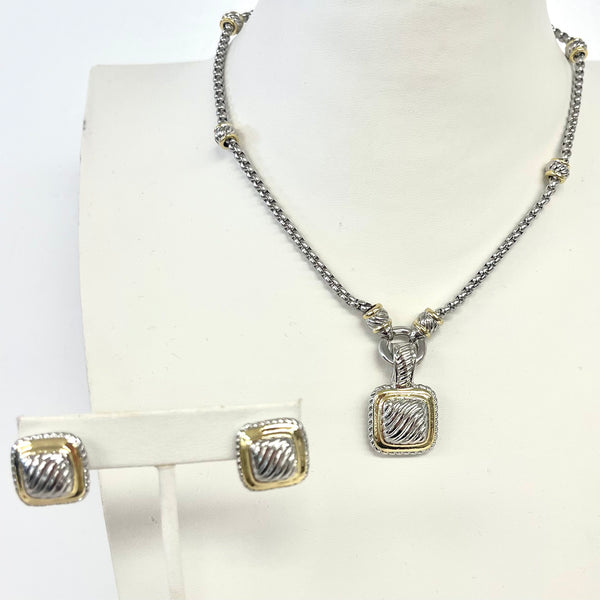 Cable Necklace With Square Pendant