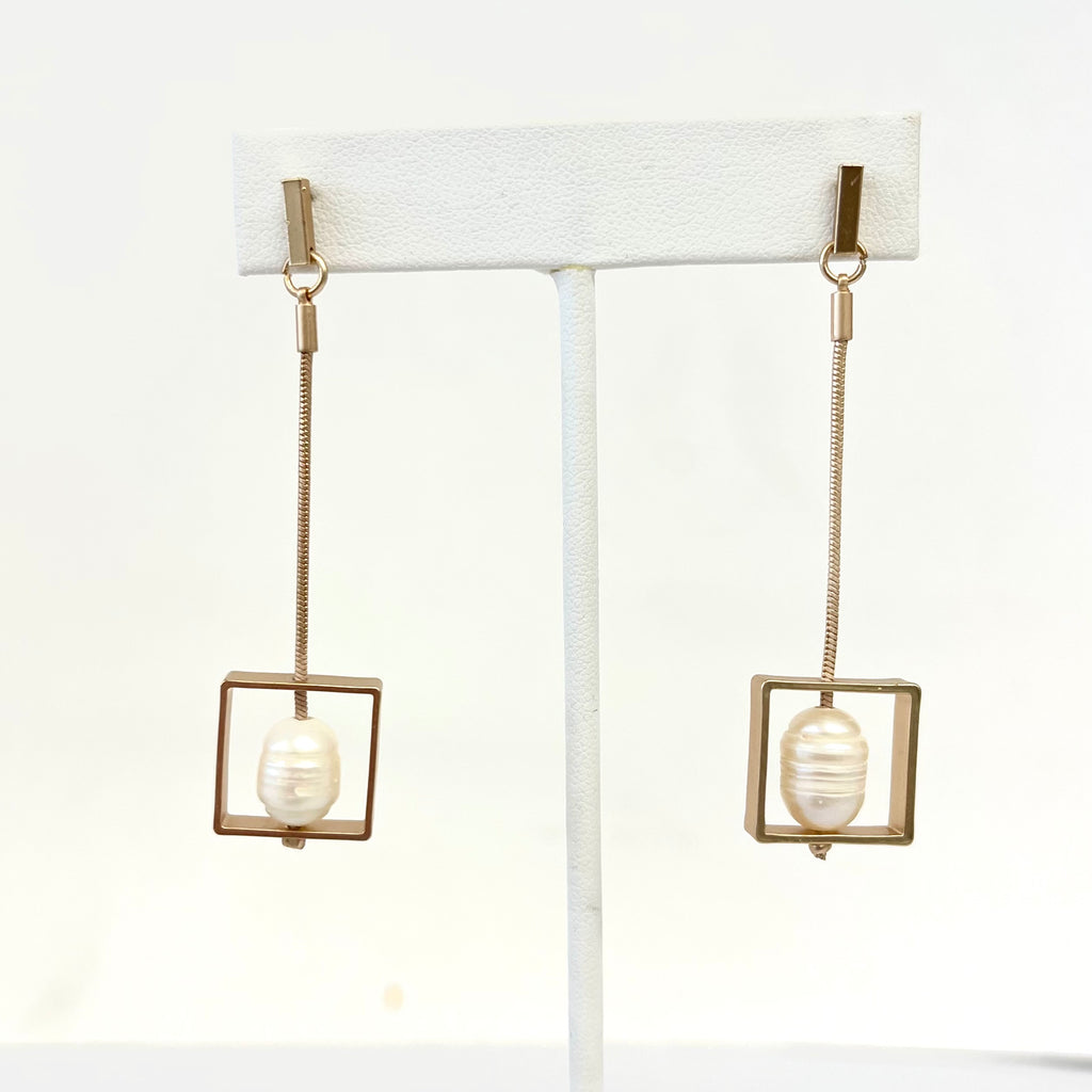 Gold Snake Chain Square With Freshwater Pearl Earrings