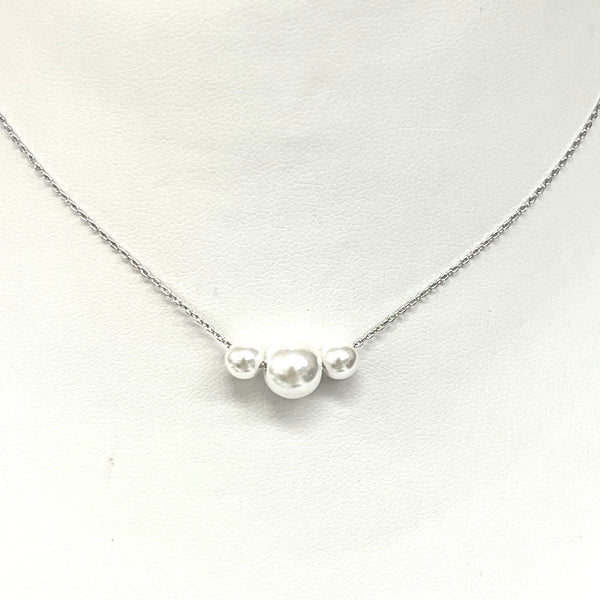 3 Pearl Necklace