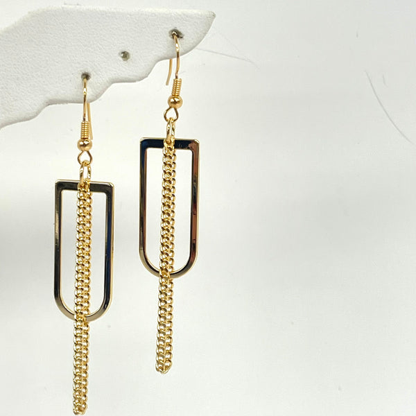 D-Ring Earring with Curb Loop