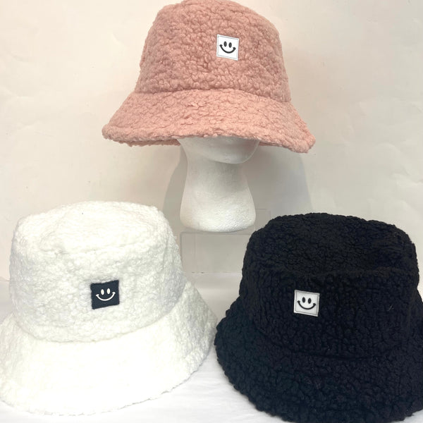 Sherpa Bucket Hat With Smiley Patch