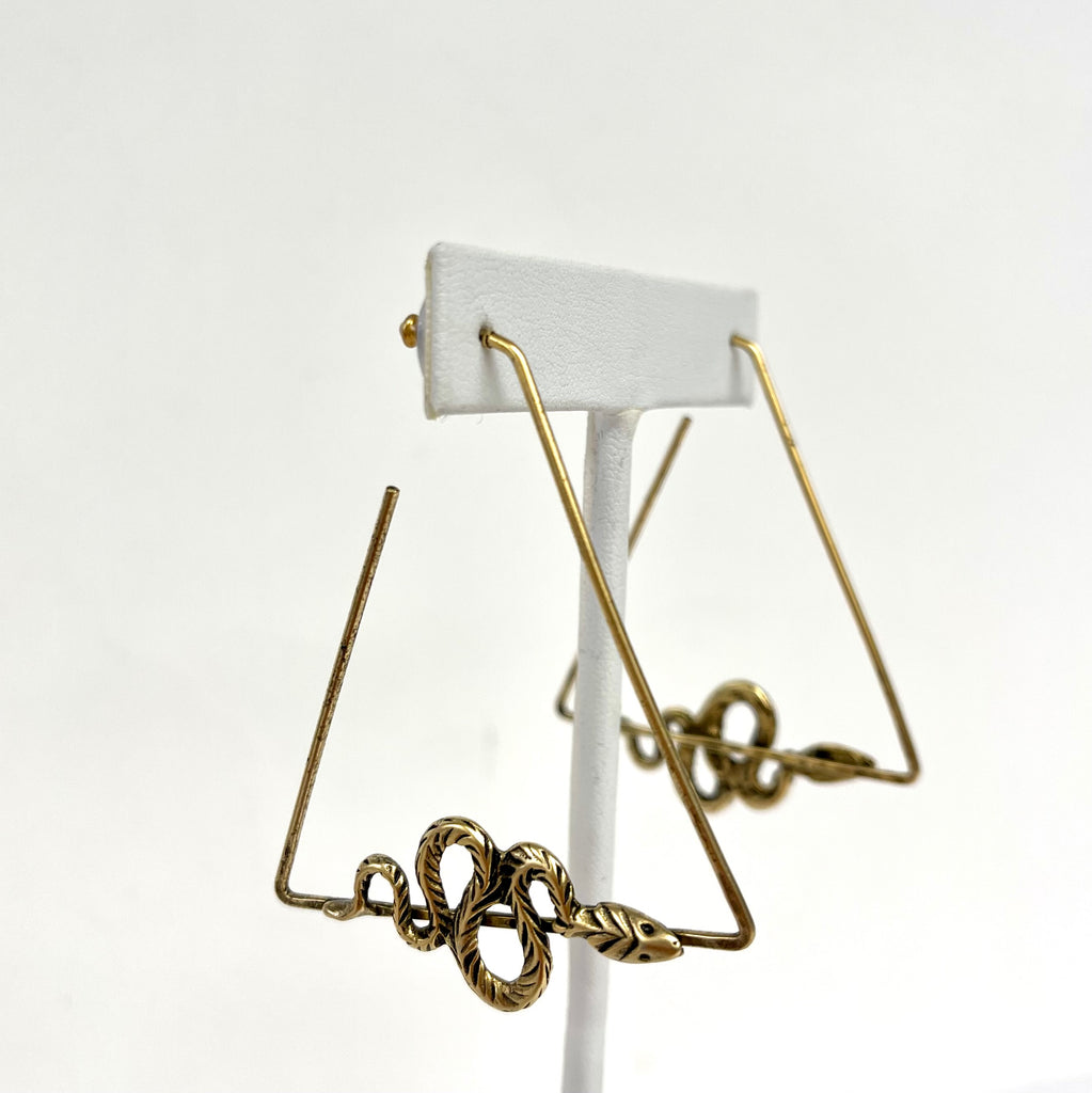 Snake Triangle Or Round Hoops