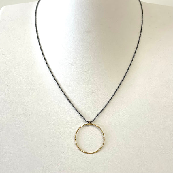Margo With Large Single Circle Necklace